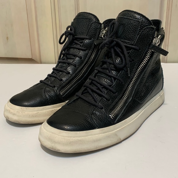 🔥Giuseppe Zanotti Embossed Leather Sneakers Black • Size 41 - Picture 2 of 13